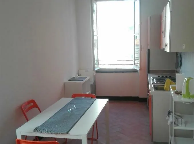 Al Chiostro * ジェノヴァ