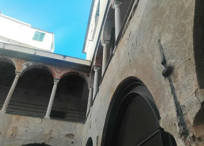 Al Chiostro *